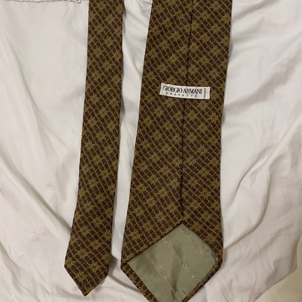 Giorgio Armani Brown/Tan silk tie